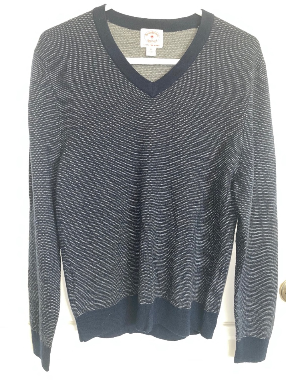 Brooks Brothers Red Fleece extra-fine merino v-neck sweater Blue Men’s Sz M